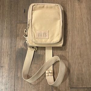 Beis Sport Sling beige. Never used!